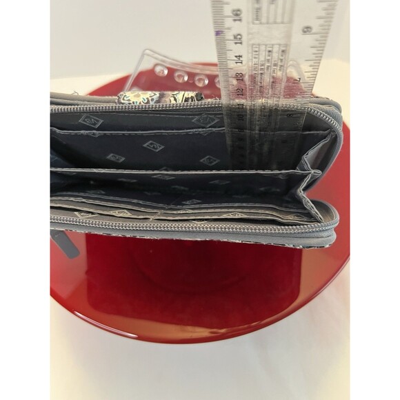 Vera Bradley Charcoal Medallion Wallet Wallet Retired- EUC - Picture 3 of 6